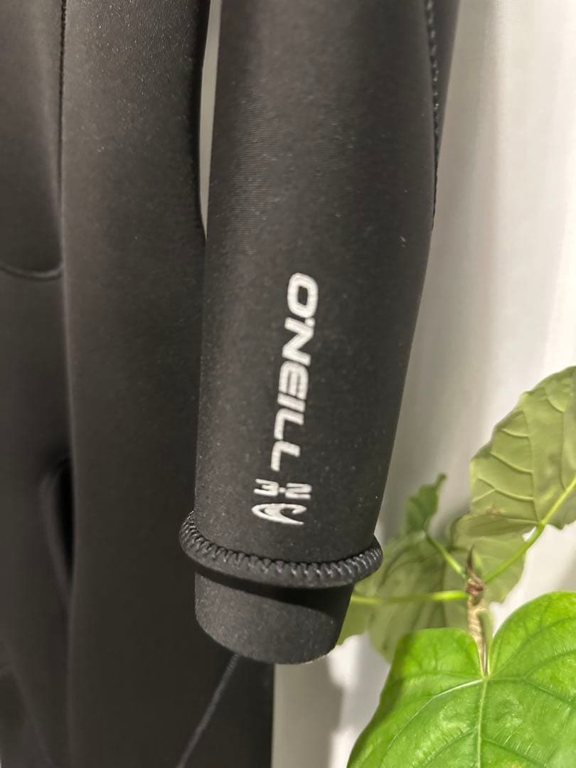【新品未使用・タグ付き】O’NEILLフルスーツ ウェットスーツ Lサイズ
