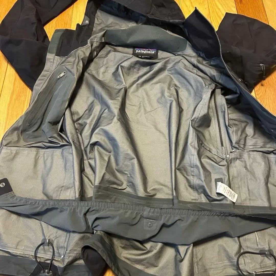 パタゴニア パウスレイヤージャケット GORE-PRO ブラックXS