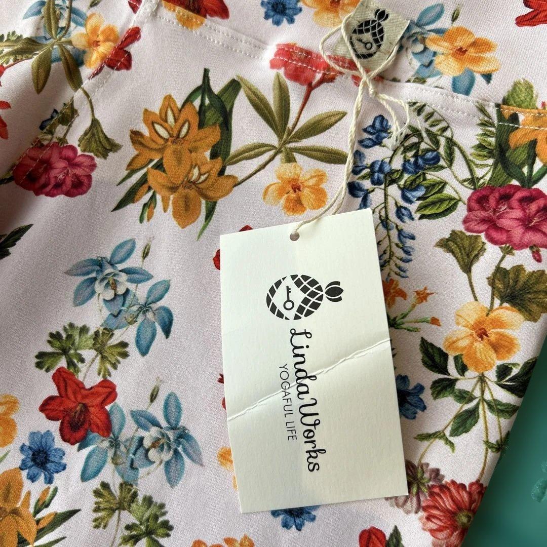 オ*魚様 リンダワークス　フリージア 花柄 ヨガレギンス新品未使用