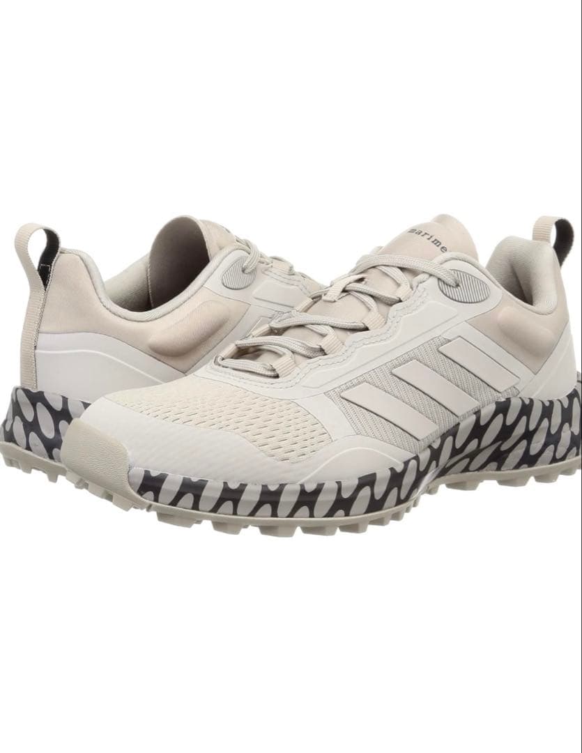 ひとみ 新品adidas marimekko ゴルフシューズ