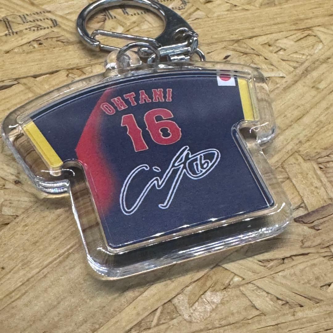 大谷翔平 2026 WBC サインプリントビジターユニフォーム型キーホルダー