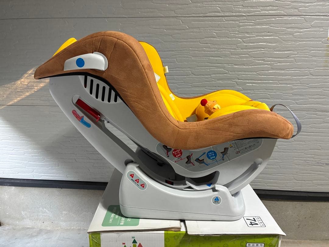 くまのプーさん　ベビーチャイルドシート