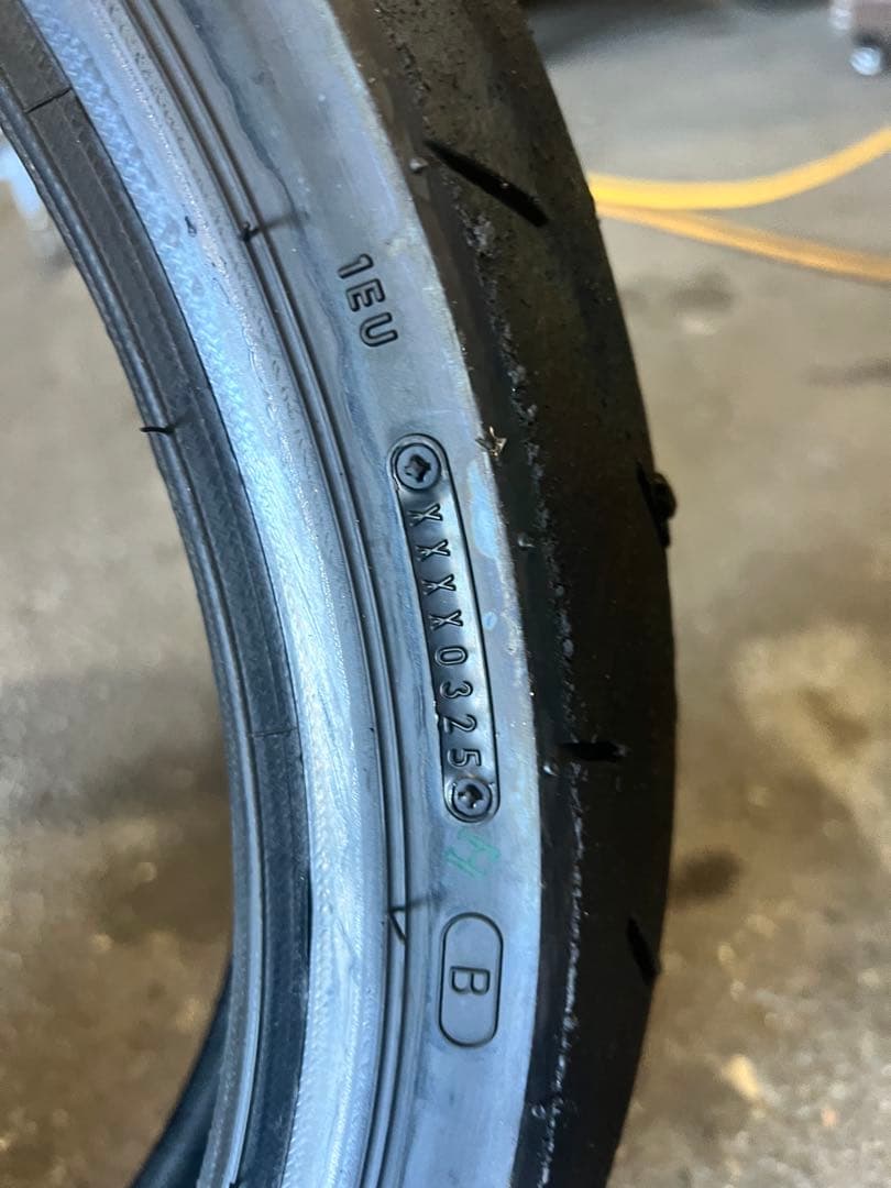 送料込み室内保管 中古DUNLOP KR410 前後セット JP250等　7