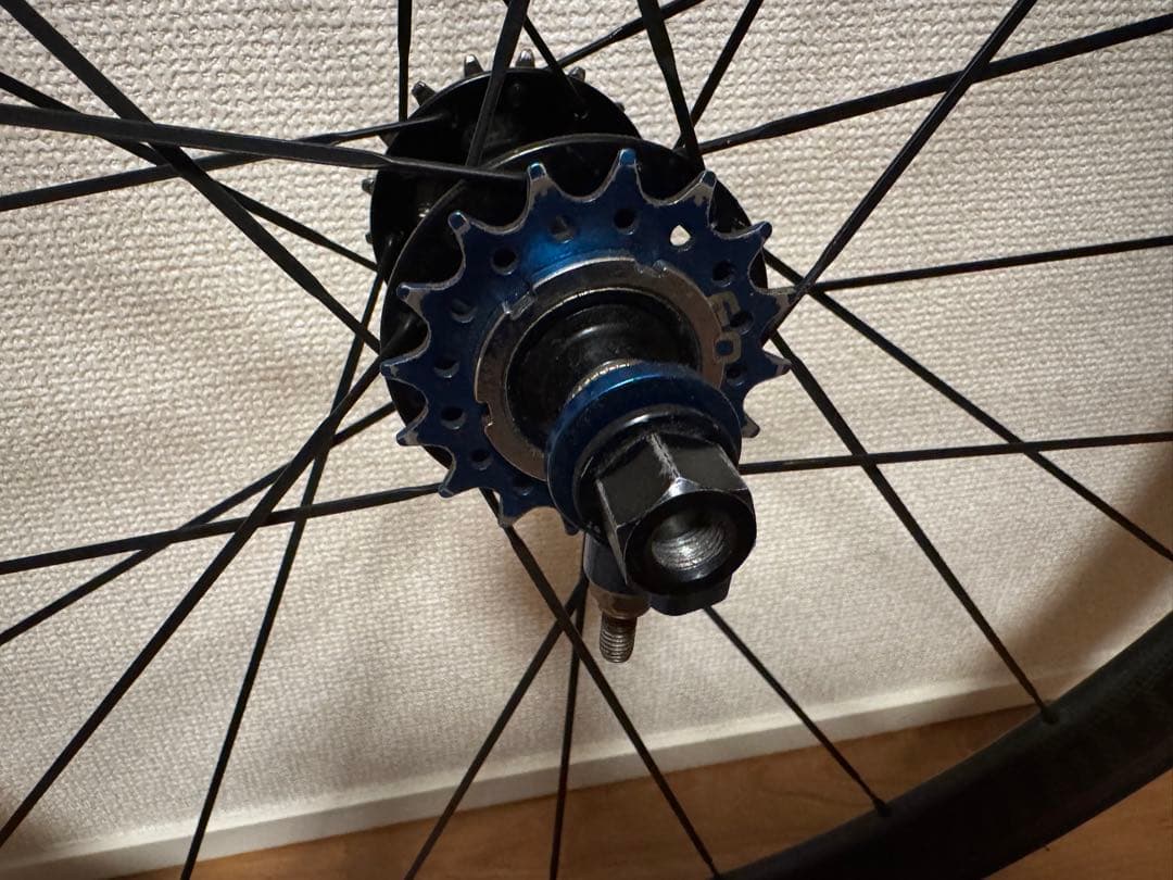 ピストバイク　カーボンホイール　リアのみ