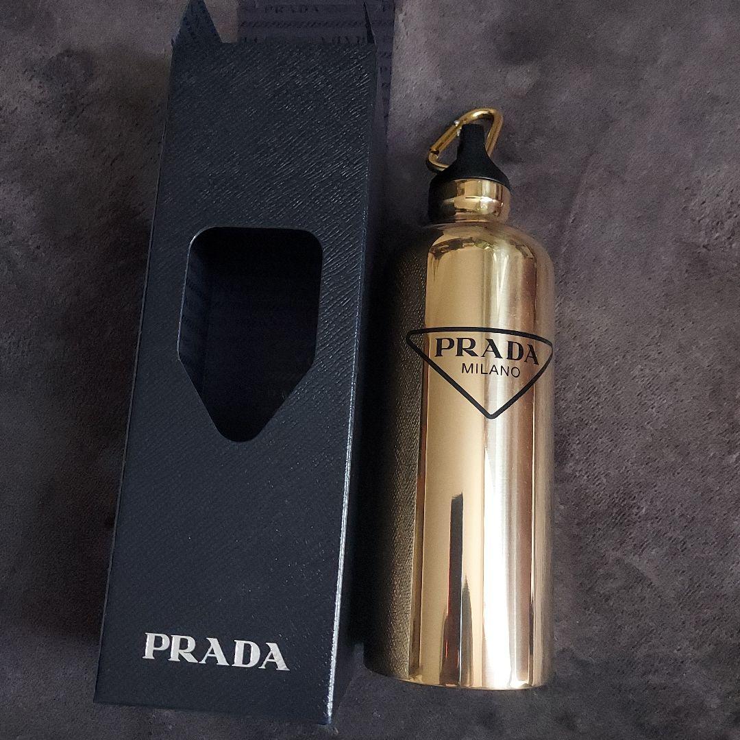 PRADA プラダ タンブラー 金色 ゴールド L108536060 - 小物