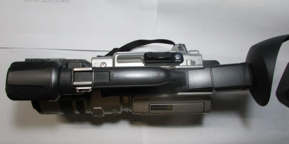 SONY　Handycam　DCR-VX2000