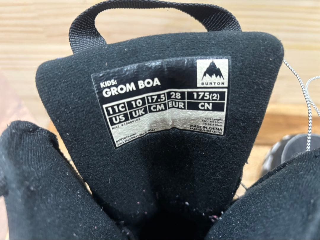 BURTON ブーツ キッズGrom BOA 17.5センチ