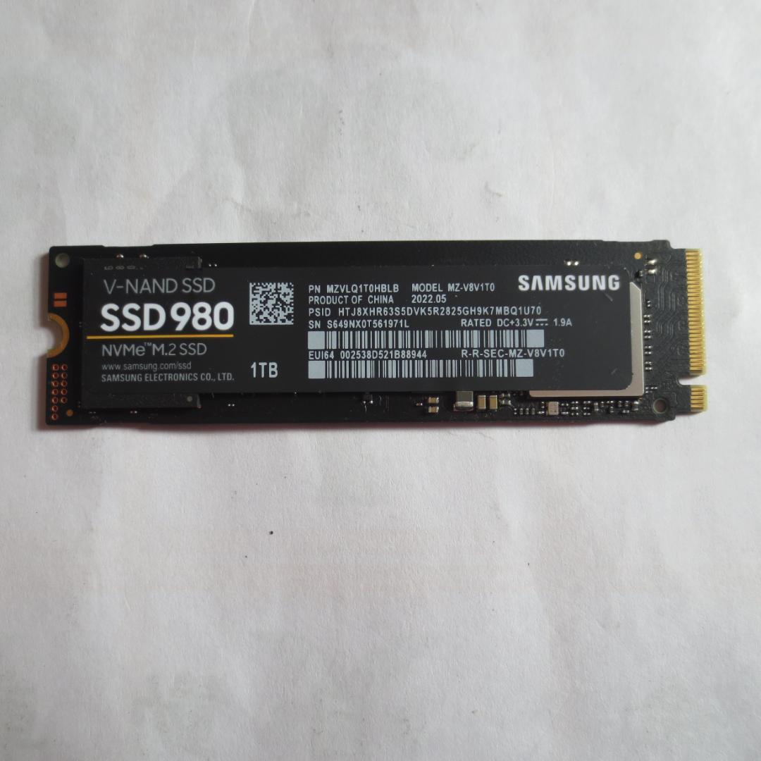 M.2 2280 NVMe SSD 1TB 中古品