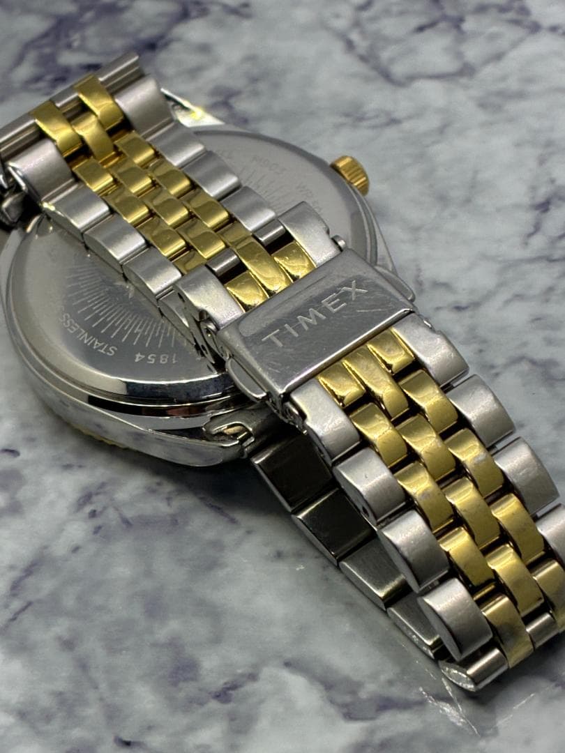 TIMEX　タイメックス　Waterbury　M903　ゴールド　風防傷あり