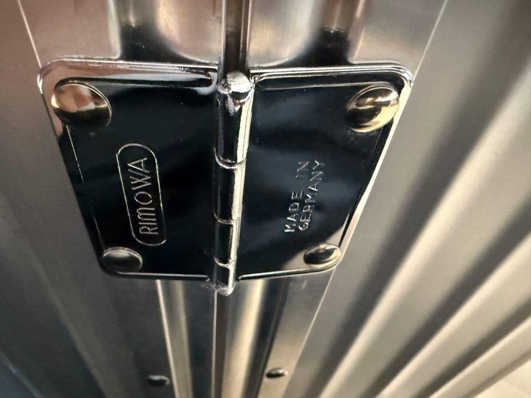 RIMOWA クラシックフライト 2輪 ②