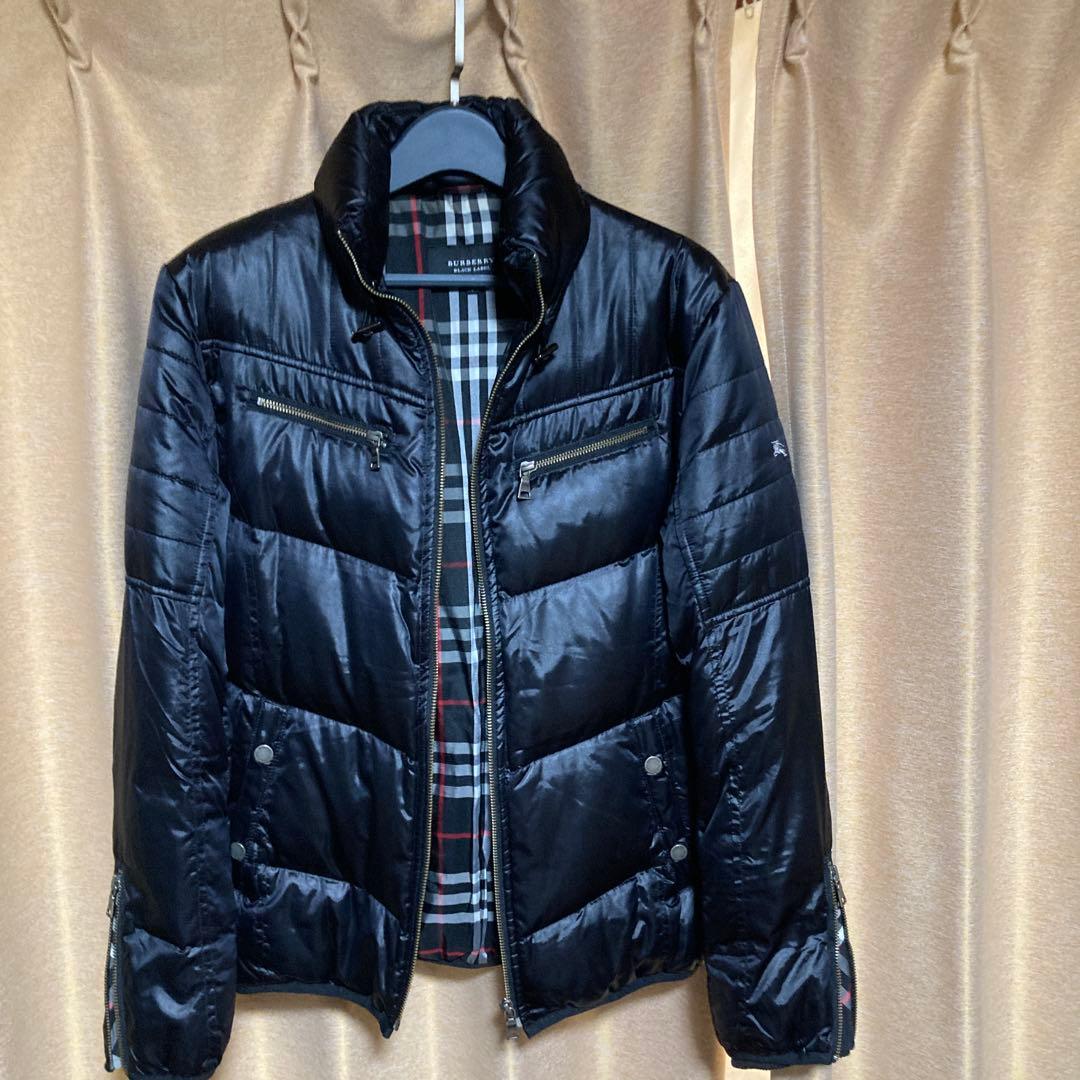 は*ん様 バーバリーブラックレーベル　ダウンジャケット　光沢感　ノバチェック　ホ