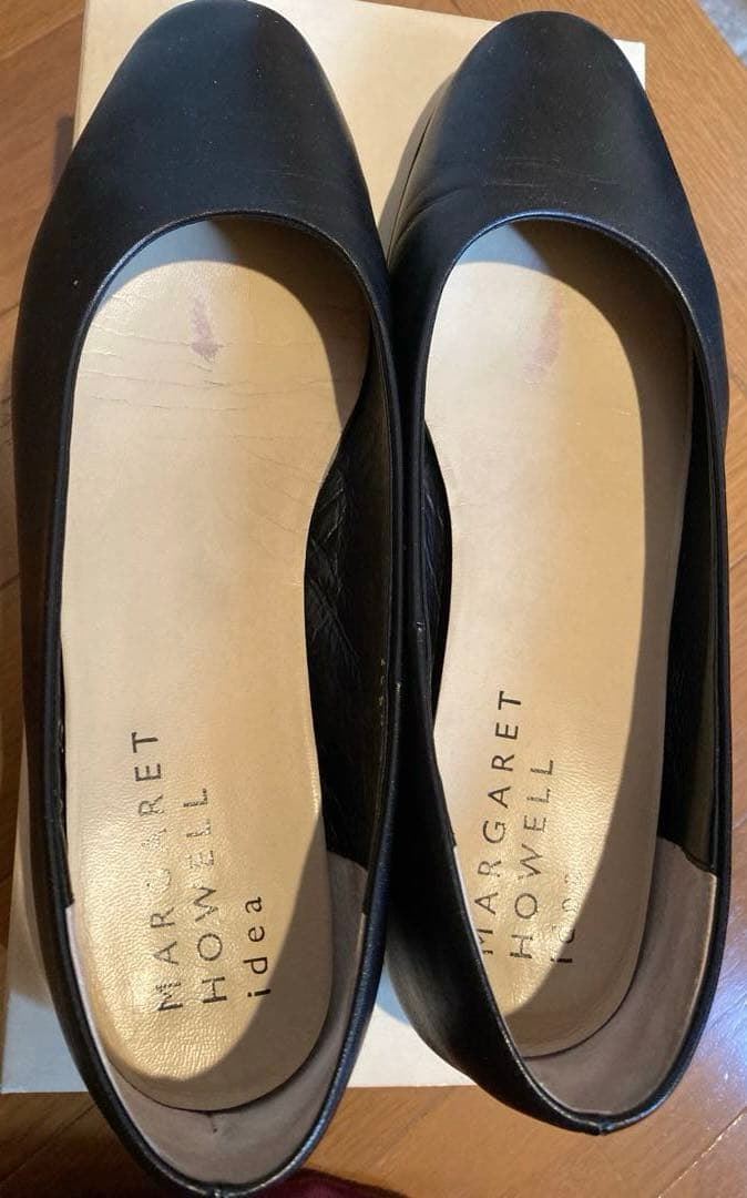 MARGARET HOWELL ブラック フラットシューズ 24cm - メルカリ