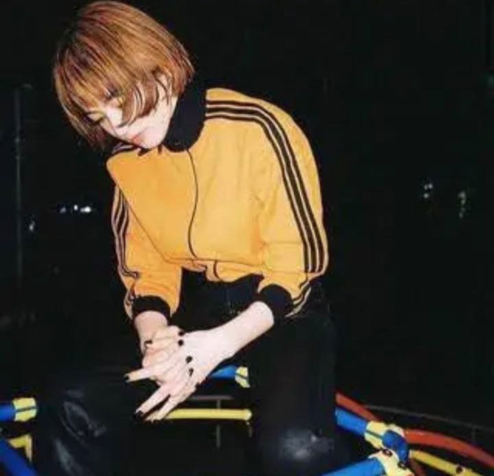 小松菜奈着用 adidas トラックジャケット 西ドイツ - メルカリ