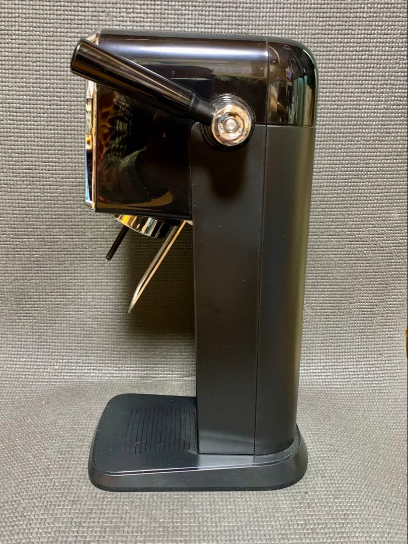 ☆【美品】ソーダストリーム・ガスシリンダー付き（残8分目）