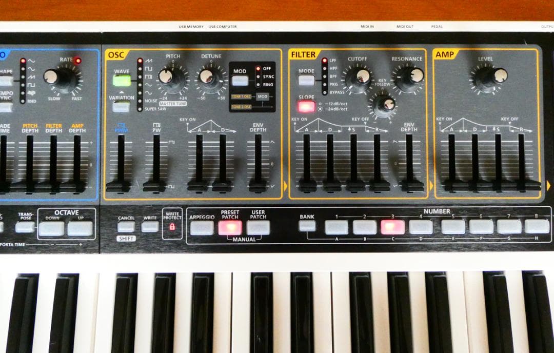 Roland GAIA SH-01 シンセサイザー