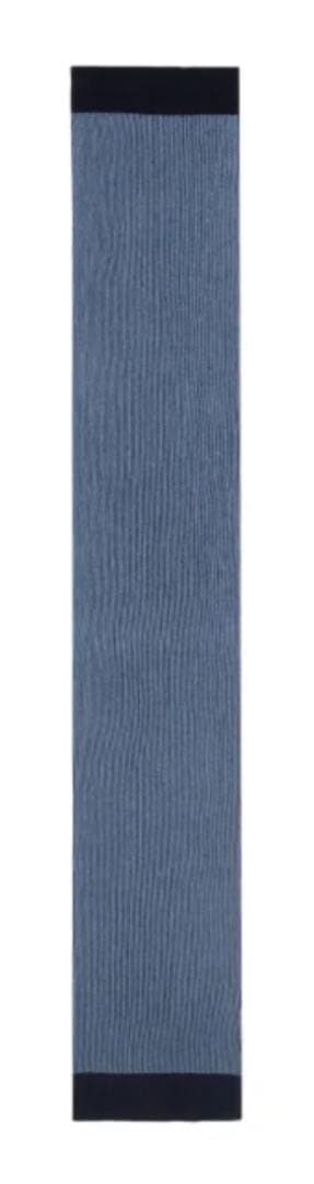 BOSS マフラー NEWデザイン 【新品未使用】✨✨