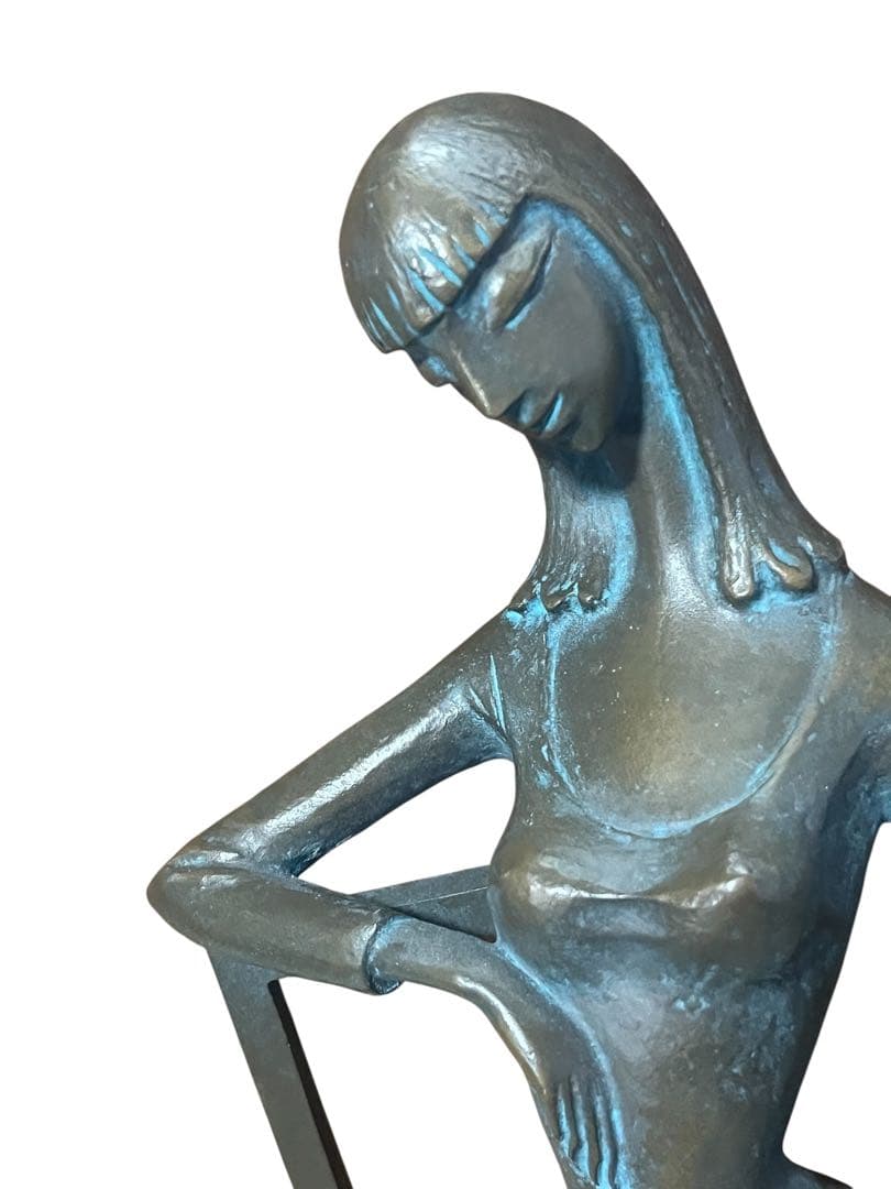 中古】ブロンズ像「自分の時間」長房一洋作 女性と猫のブロンズ彫刻