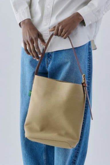 希少✨BRADY LEVEN ショルダーバック ラージサイズ