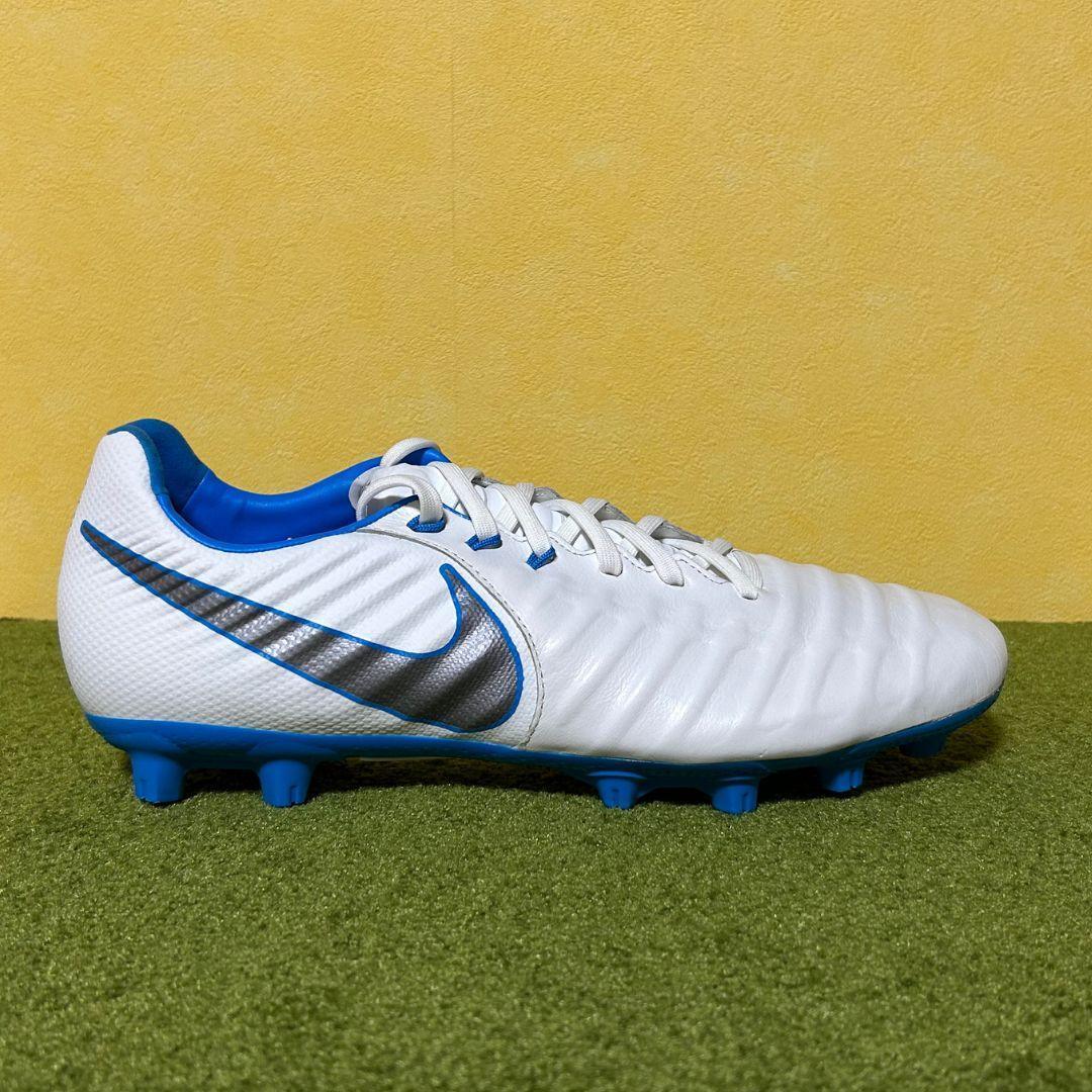 新品 サッカースパイク ナイキ ティエンポ レジェンド プロ HG 28.5cm