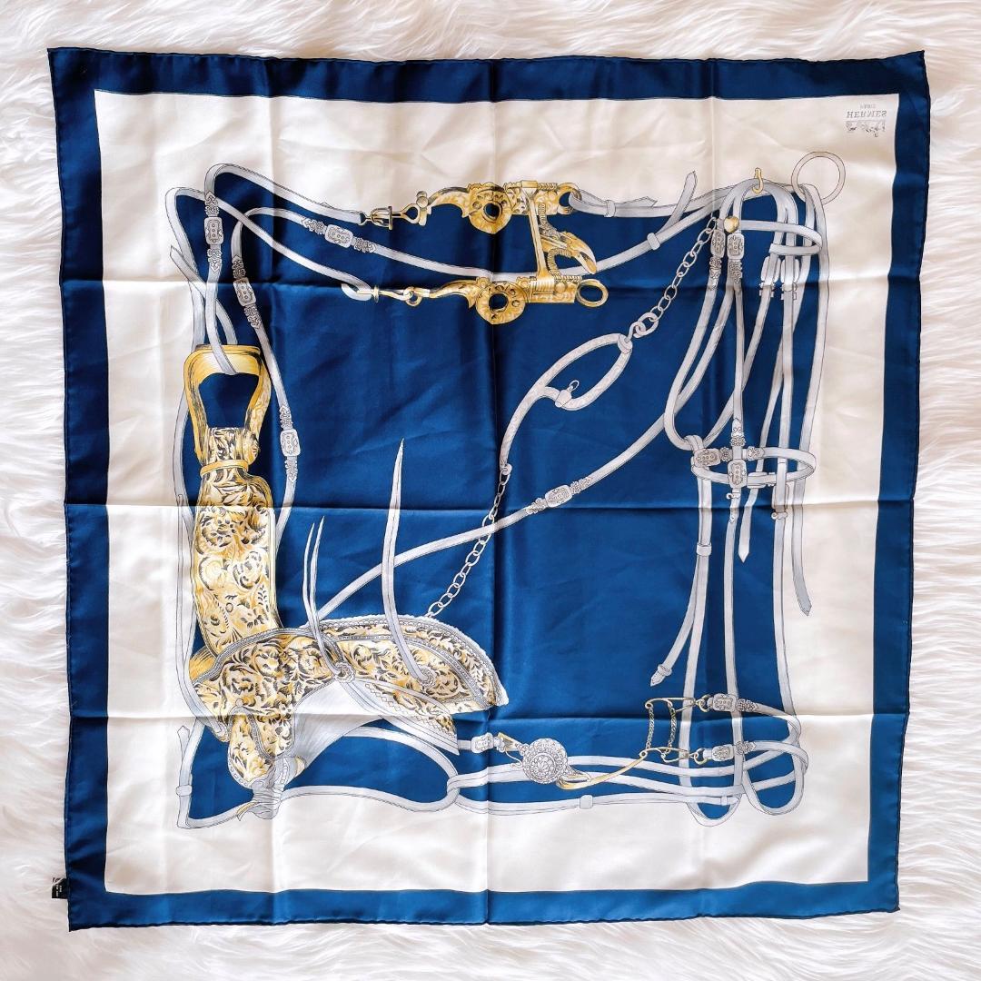 エルメス　カレ90 馬具デザイン　スカーフ　シルク100％