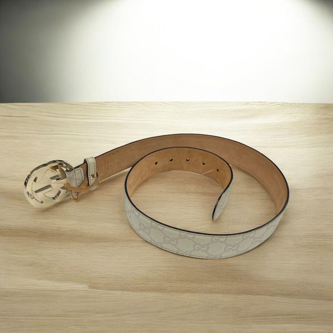 Gucci GG アイボリーレザーベルト　インターロッキング Gバックルベルト