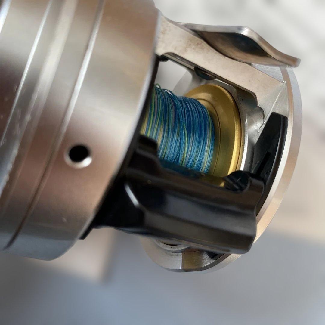 m*9様 SHIMANO CALCUTTA 800F リール