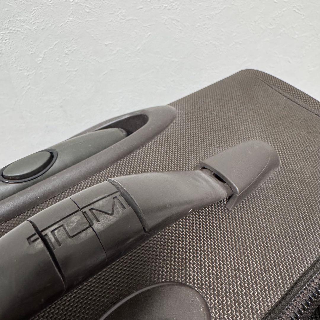 激レア✨トゥミ エキスパンダブル キャリーケース 2輪 アドアバッグストラップ付