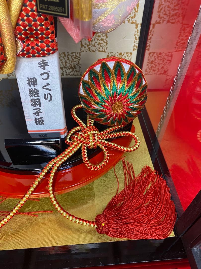 羽子板　立体振袖金蘭ガラスケース１５号・サイズ間口約３２×奥行約２９×高約６３㎝