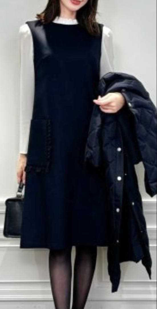 最終価格　新品未使用タグ付き アベニールエトワールダブルクロスフリルワンピース