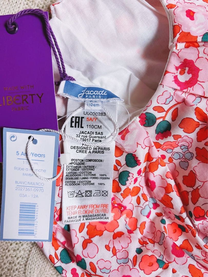 新品　Jacadi × LIBERTY コラボ 花柄　花柄 ワンピース　5A