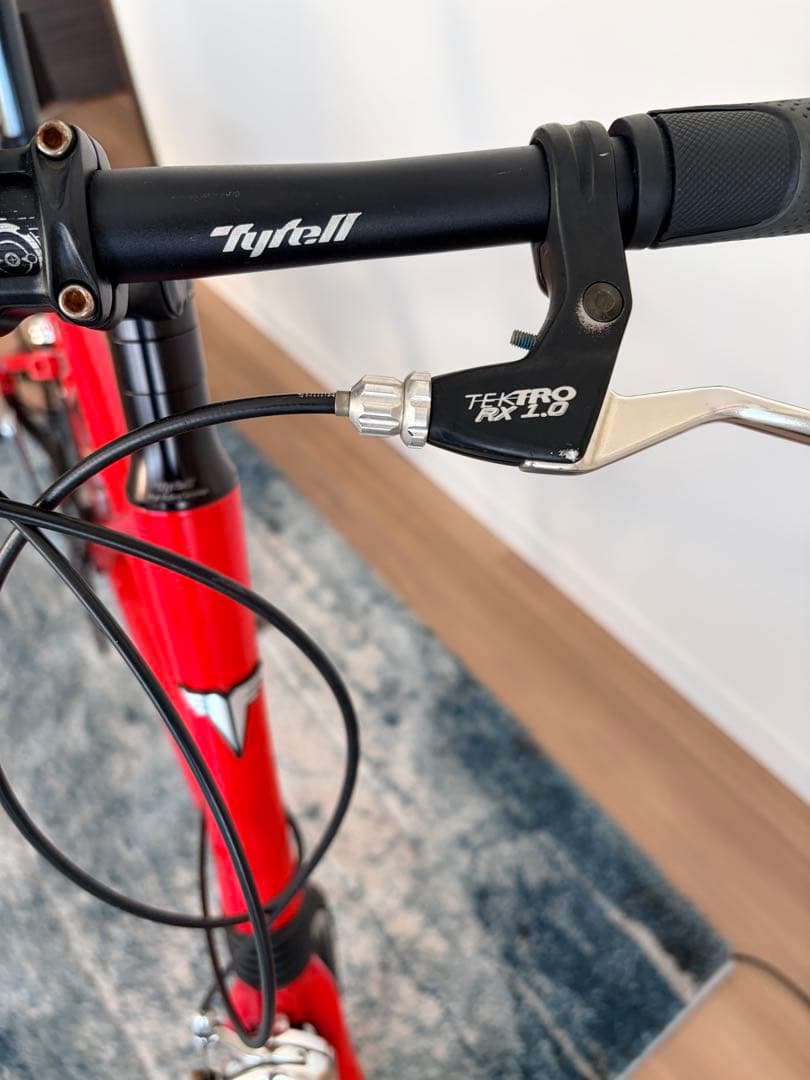 希少 タイレル Tyrell SZ フロントエアサス スポーツミニベロ 引取のみ