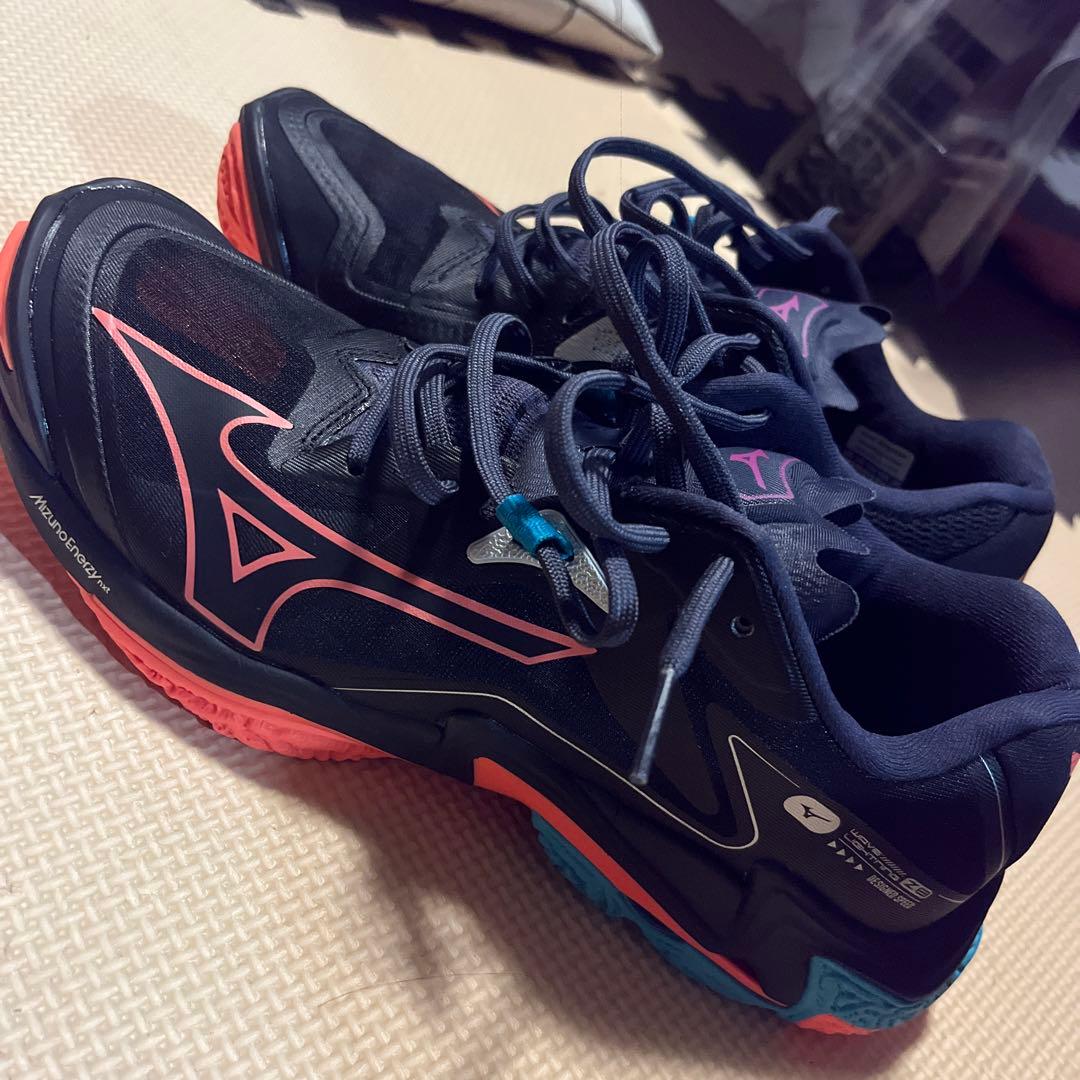 【ラムさん専用】MIZUNO バレーボール シューズ
