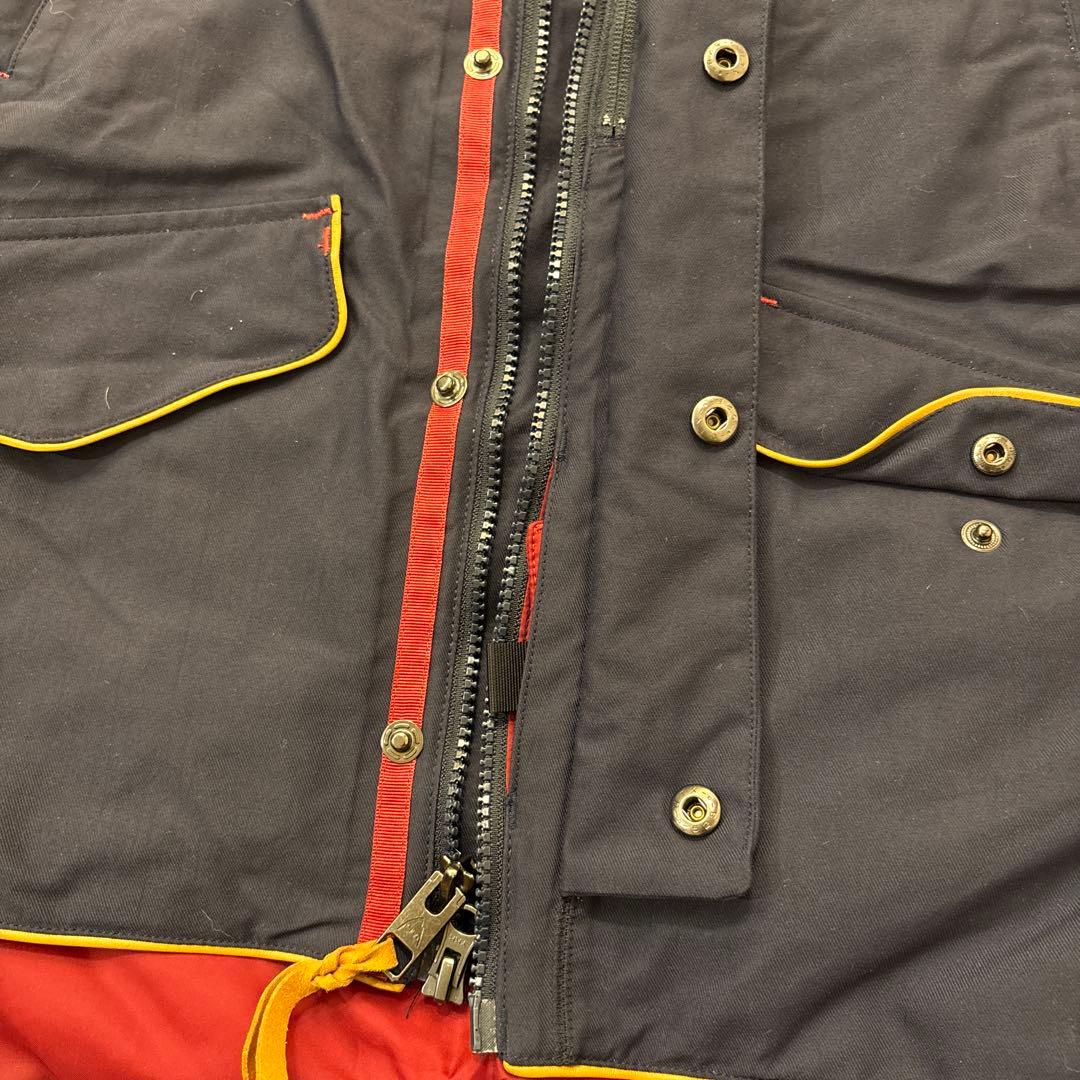 Burton ジャケット レディースウェア　Sサイズ　紺×赤