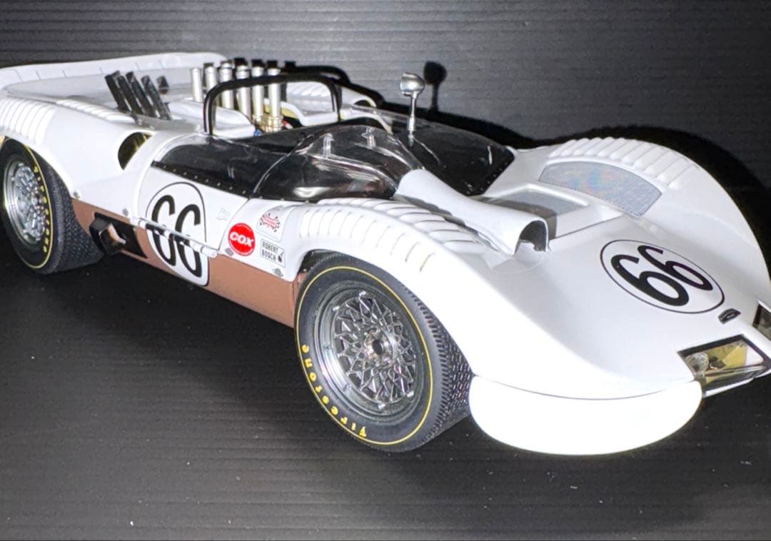 オートアート シャパラル2 スポーツレーサー 1/18の通販はau PAY