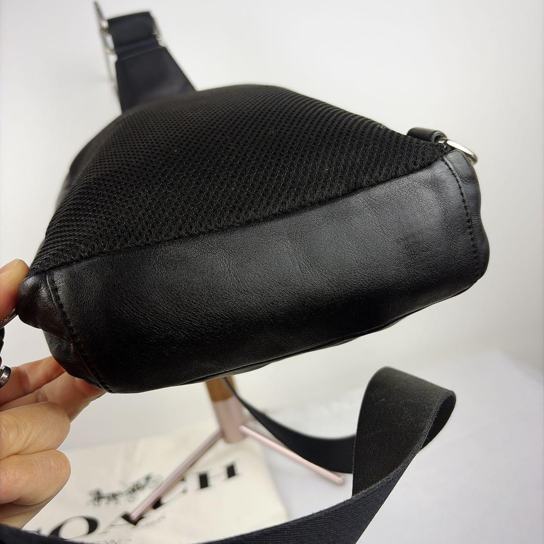 COACH コーチ レザー　PVC クロスボディバッグ シグネチャー　黒