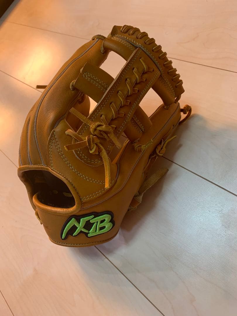 アクセフベルガード　硬式内野用グラブ　美品