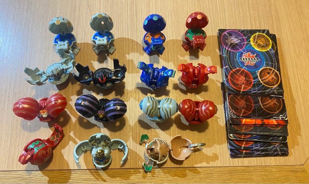 爆丸 初代 15個 Bakugan - メルカリ