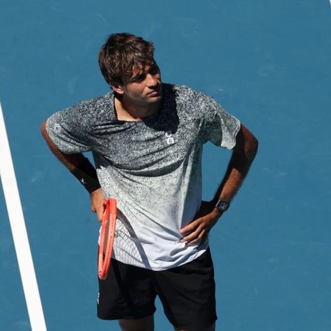 新品】 on Lサイズ Tシャツ 限定エディション ベンシェルトン 全豪