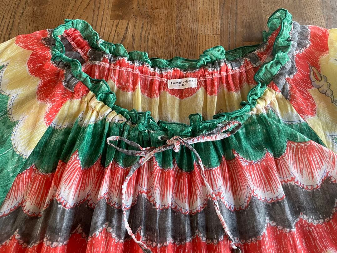 【美品】ツモリチサト・カラフルフリルパジャマ・波プリント・セットアップ