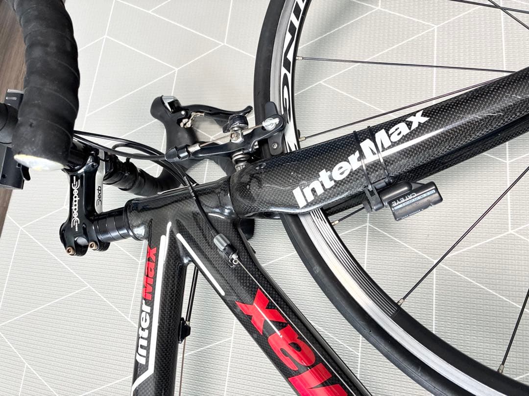 InterMax ロードバイク カーボンフレーム　黒/赤