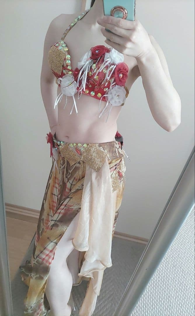【新品】ベリーダンス　エジプト製　オリエンタル衣装