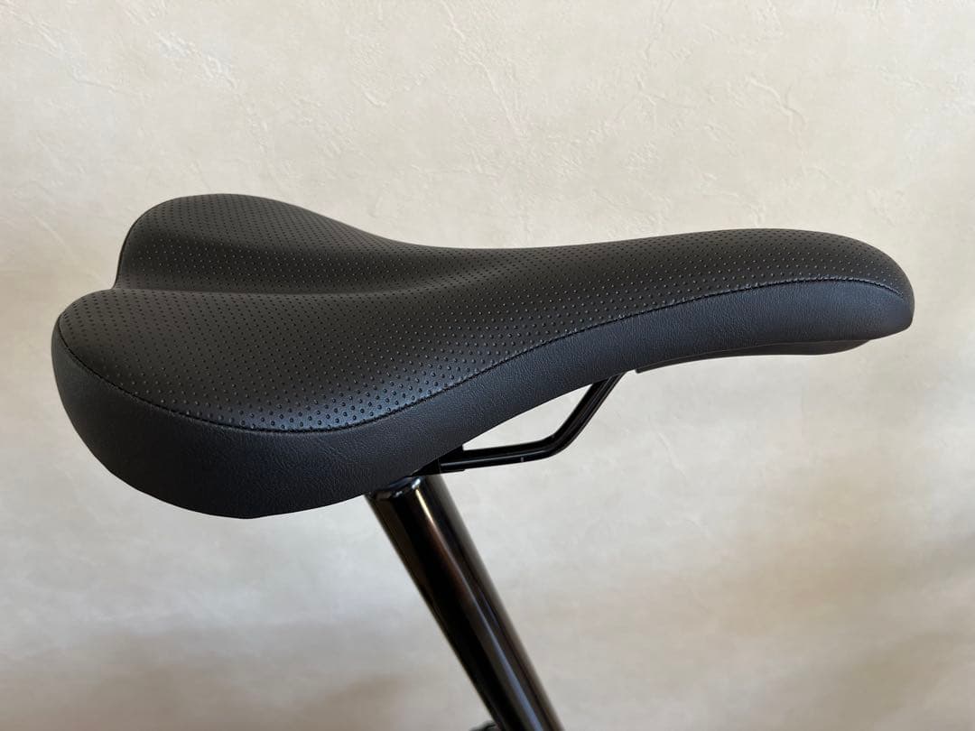 ★2025 新モデル　ブロンプトン12速　アメジストラッカー