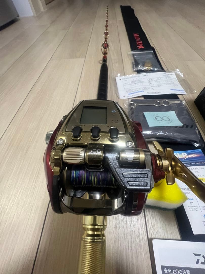 美品ダイワシーボーグ600MJ電動リール