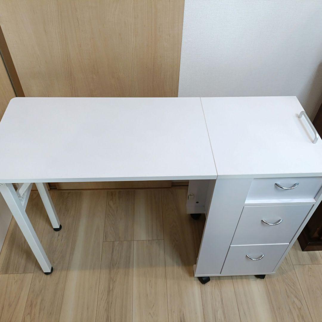 折りたたみネイルテーブル 白