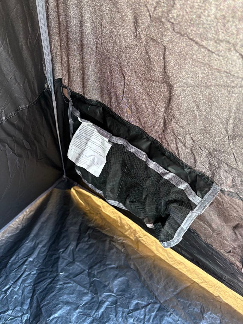 CORE 6人用ブロックアウト光遮断テント