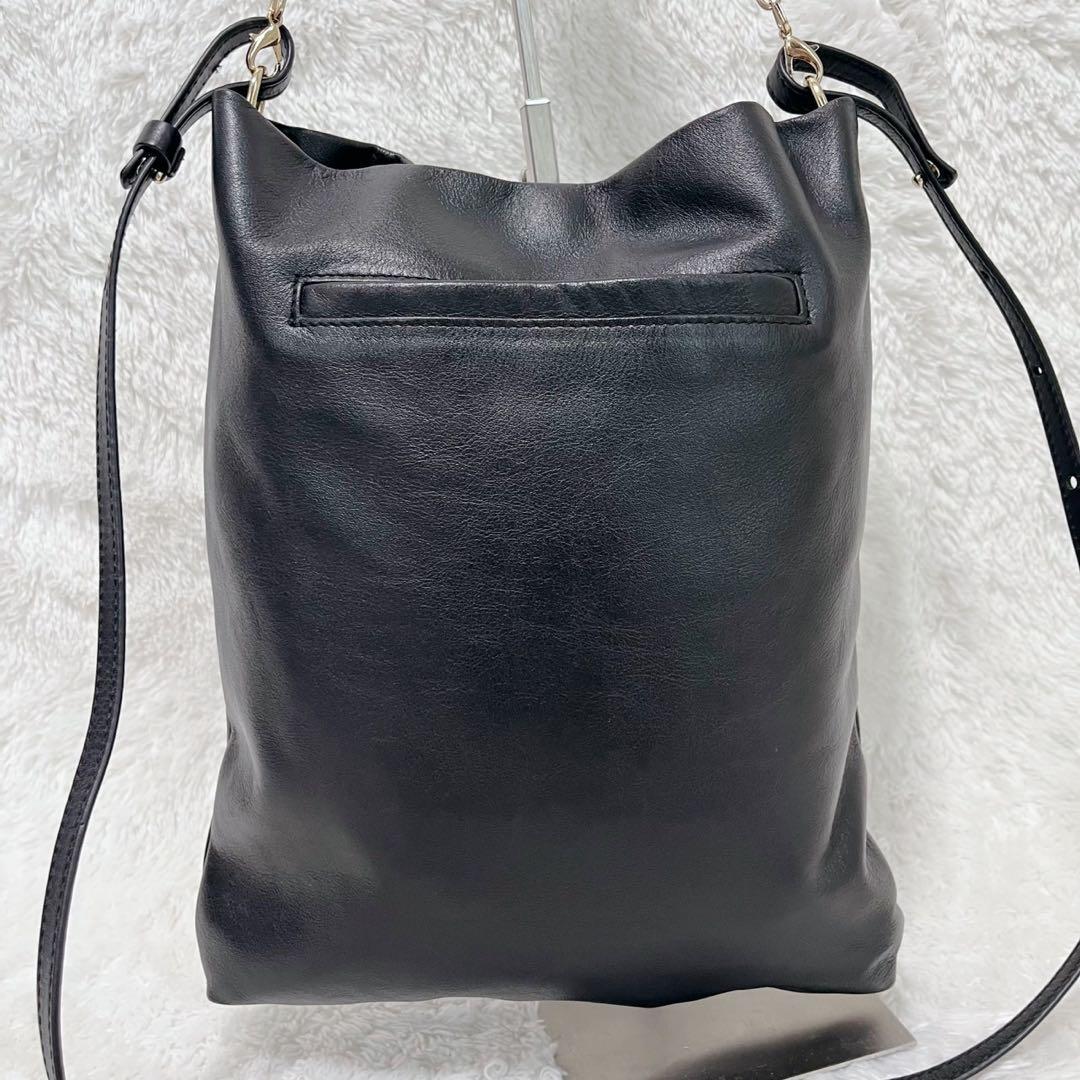 極美品　イアパピヨネ　牛革エンボス　2WAYショルダーバッグ　ゴールド金具