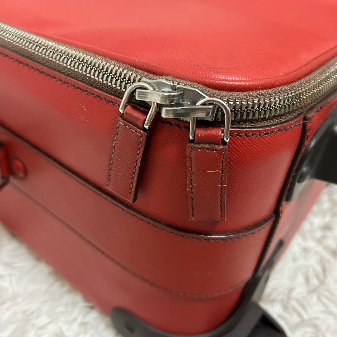 PRADA プラダ　トライアングルロゴ　キャリーケース　サフィアーノ レッド