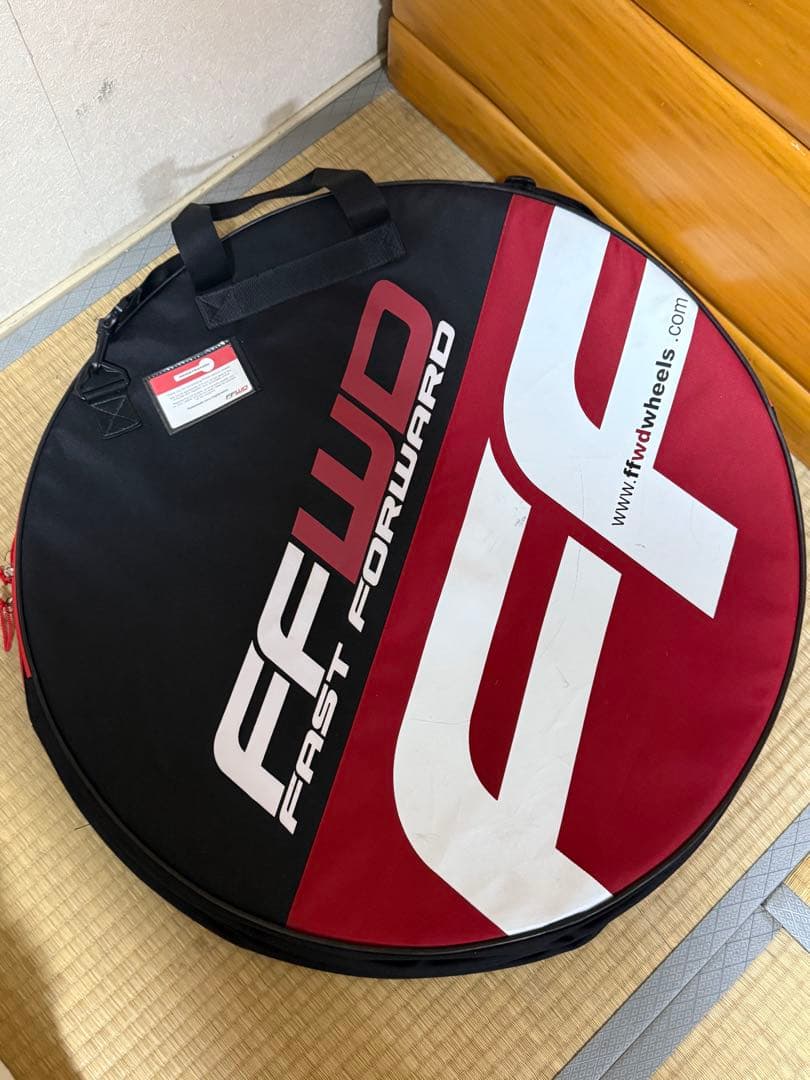 6/30まで限定出品！爆音！FFWD F6R カーボンホイール　専用ケース付き