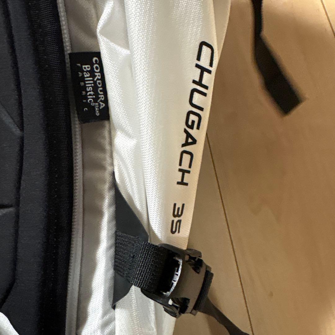 【新品未使用】ノースフェイス チュガッチ 35 ホワイト ユニセックスMサイズ