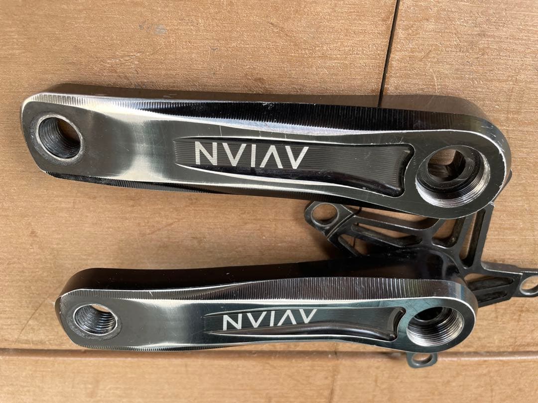 AVIAN クランクセット ブラック アルミ製 130mm bmx